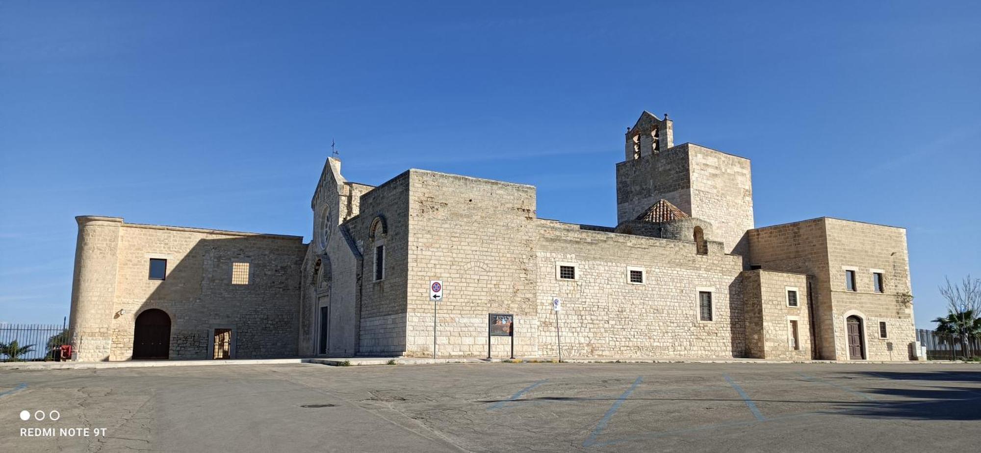Ognissanti80 Trani Exterior foto